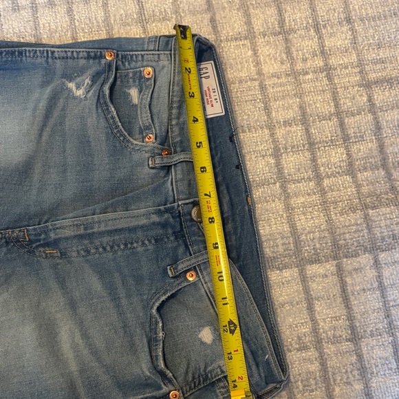 GAP Women’s Vintage Slim High Rise Straight Blue Jeans with Distressed Details - Picture 11 of 12